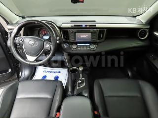 2015 TOYOTA RAV4 2.5 4WD - 9