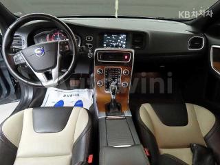 2016 VOLVO S60 D4 - 9