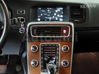 2016 VOLVO S60 D4 - 10