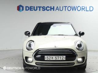 WMWLR9106H2E67638 2017 MINI COOPER CLUBMAN 2.0 COOPER D HIGH TRIM-2