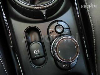 2016 MINI COOPER CLUBMAN 2.0 COOPER D HIGH TRIM - 12