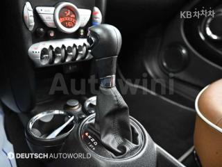 2010 MINI COOPER 1.6 메이페어 - 9