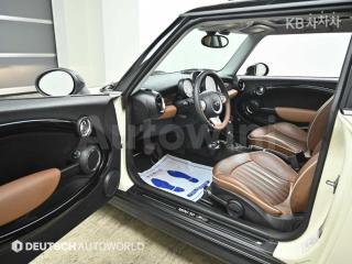 2010 MINI COOPER 1.6 메이페어 - 11