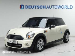 WMWSW5105CT319686 2012 MINI COOPER D 2.0 BASIC-0