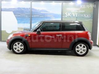 WMWMF3109ATW46022 2010 MINI COOPER 1.6 BASIC-2