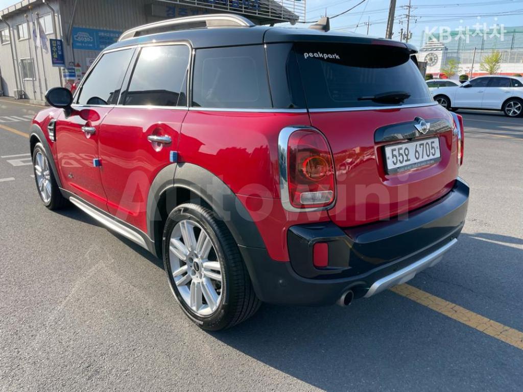 WMWYU1105H3D17486 2017 MINI COOPER COUNTRYMAN D ALL4 2.0 HIGH TRIM-1