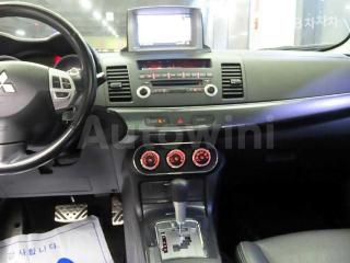 2010 MITSUBISHI LANCER 2.0 DYNAMIC - 11