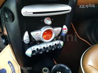 2010 MINI COOPER 1.6 메이페어 - 13
