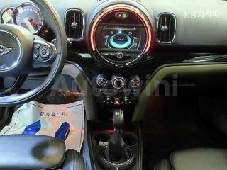 2017 MINI COOPER COUNTRYMAN D ALL4 2.0 BASIC - 11