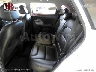 KNACA81CGHA040696 2017 KIA NIRO 1.6 LUXURY-5