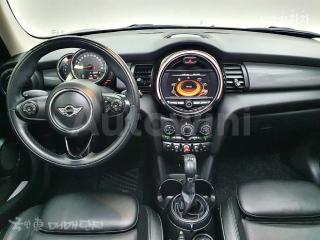WMWXT3103H2F99238 2017 MINI COOPER D 1.5 미드-4
