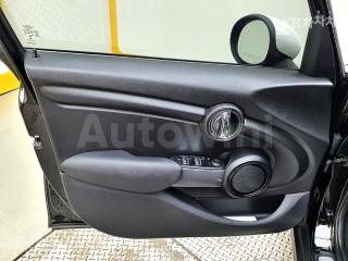 2017 MINI COOPER D 1.5 미드 - 8