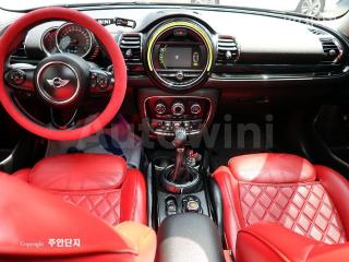 WMWLR9105H2E67937 2017 MINI COOPER CLUBMAN D 2.0 일반형(09~)-4