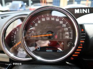WMWLR9105H2E67937 2017 MINI COOPER CLUBMAN D 2.0 일반형(09~)-5