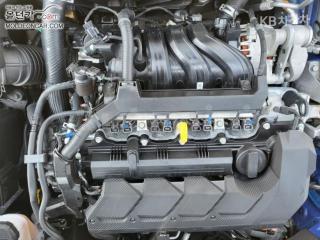 2019 HYUNDAI AVANTE AD ELANTRA 1.6 GDI STYLE - 9