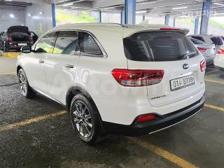 KNAPK81ABFA084573 2015 KIA  SORENTO DIESEL 2.0 2WD NOBLESSE SPECIAL-5