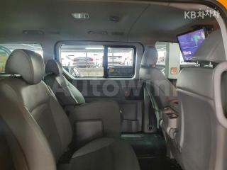 KMJWA37KBJU971166 2018 HYUNDAI GRAND STAREX H-1 12 SEATS-4