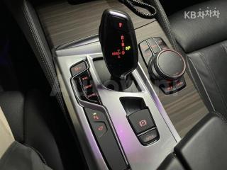 2017 BMW  5SERIES G30  520D M SPORT PLUS - 12