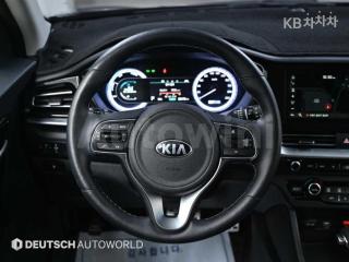 2020 KIA  NIRO 1.6 HEV PRESTIGE - 13