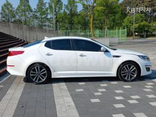 KNAGM419BEA510383 2014 KIA  K5 OPTIMA TRENDY-5