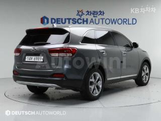 KNAPS81ABFA012550 2015 KIA  SORENTO DIESEL 2.0 2WD PRESTIGE-1