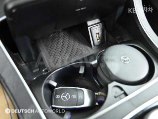 2019 MERCEDES BENZ  C-CLASS C220 D 4MATIC W205(14~) - 19