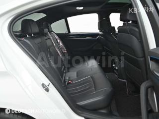 2021 BMW  5SERIES G30  530E M SPORT - 12