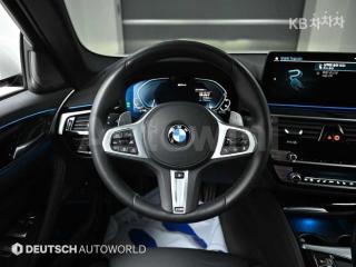 2021 BMW  5SERIES G30  530E M SPORT - 13