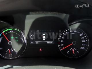 2018 KIA K5 HYBRID 2ND GEN OPTIMA 2.0 PHEV NOBLESSE SPECIAL - 9