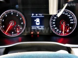 2019 GENESIS G70 2.0T AWD ADVANCED - 9