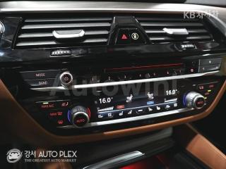 2017 BMW  5SERIES G30  530I XDRIVE M SPORT PLUS - 12