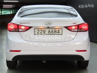 KMHDG41DBGU512471 2016 HYUNDAI  AVANTE ELANTRA 1.6 GDI STYLE BASIC-2