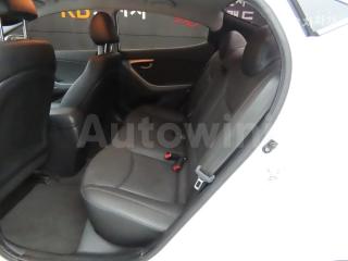 KMHDG41DBGU512471 2016 HYUNDAI  AVANTE ELANTRA 1.6 GDI STYLE BASIC-5