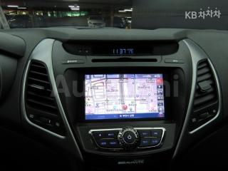2016 HYUNDAI  AVANTE ELANTRA 1.6 GDI STYLE BASIC - 16