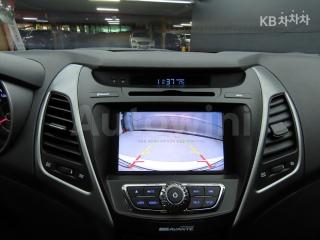 2016 HYUNDAI  AVANTE ELANTRA 1.6 GDI STYLE BASIC - 17