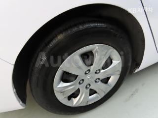 2016 HYUNDAI  AVANTE ELANTRA 1.6 GDI STYLE BASIC - 19