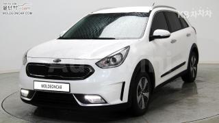 KNACB81CGHA076055 2017 KIA NIRO 1.6 PRESTIGE-0