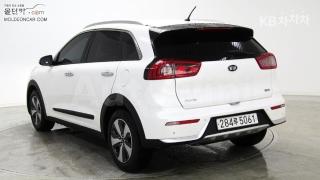 KNACB81CGHA076055 2017 KIA NIRO 1.6 PRESTIGE-3
