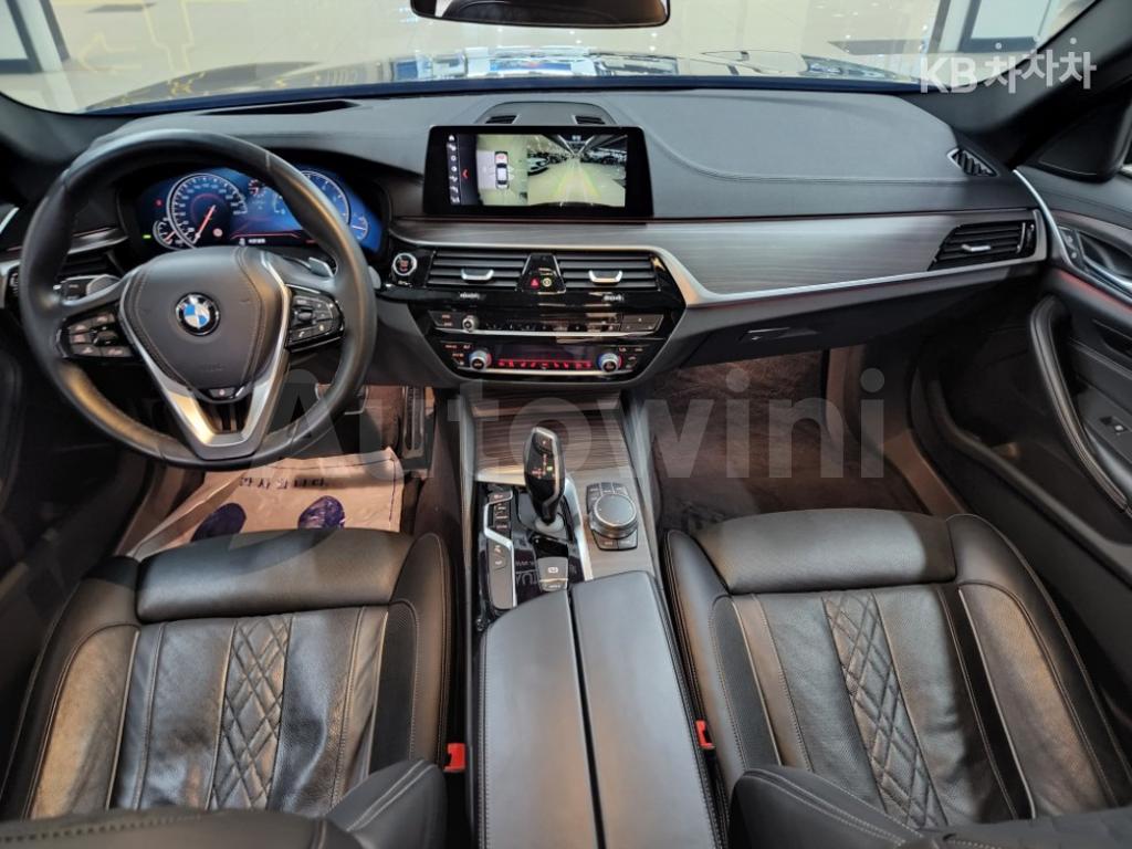 2017 BMW  5SERIES G30  530I XDRIVE M SPORT - 17