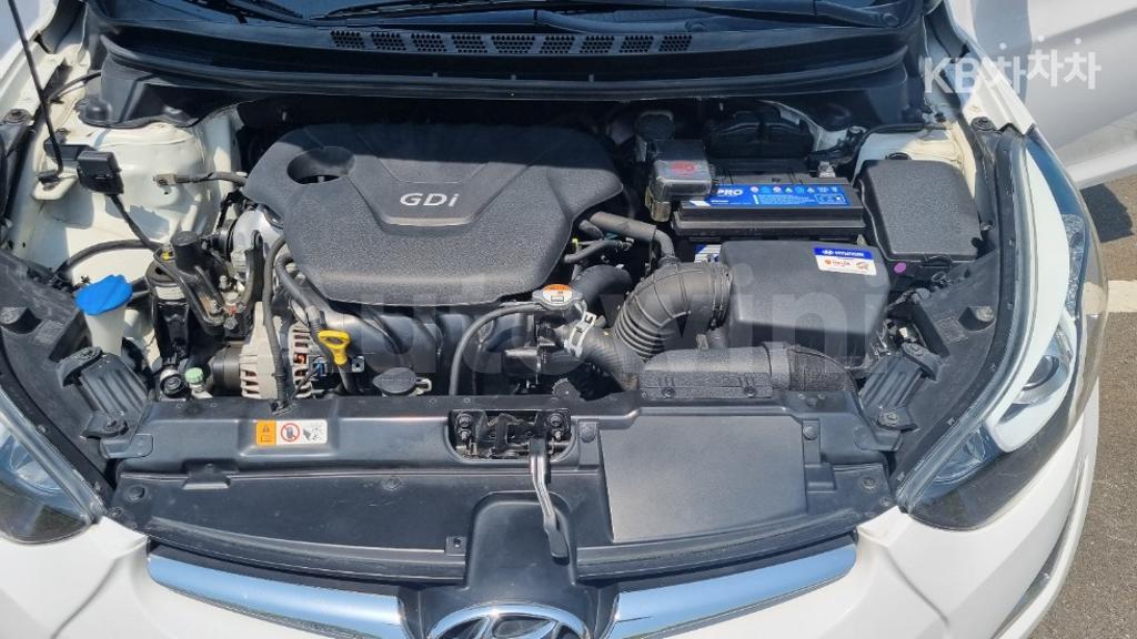 2016 HYUNDAI  AVANTE ELANTRA 1.6 GDI SMART BASIC - 20