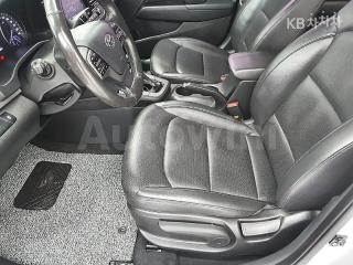2016 HYUNDAI  AVANTE ELANTRA 1.6 GDI MORDERN SPECIAL - 19