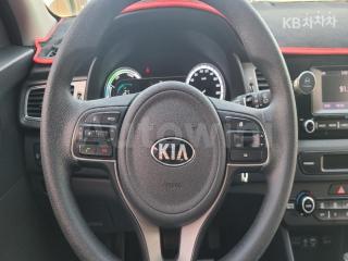 2017 KIA NIRO 1.6 LUXURY - 9