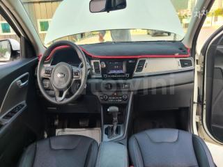 2017 KIA NIRO 1.6 LUXURY - 17