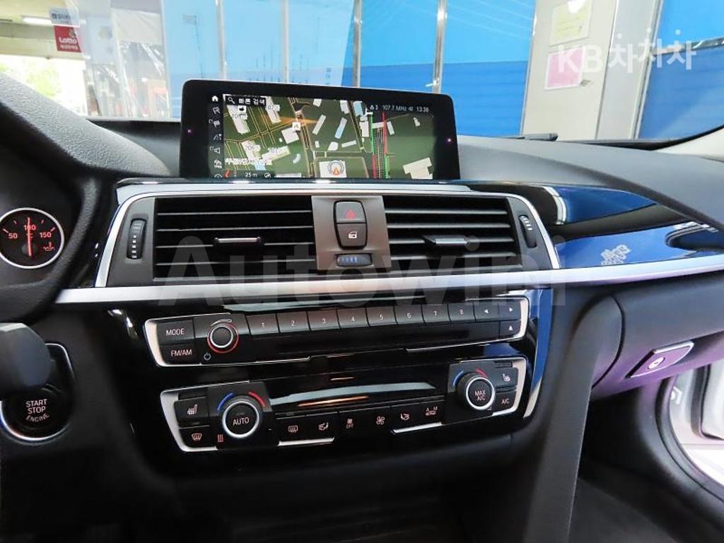 2018 BMW 3 SERIES 320D F30(12~) - 18