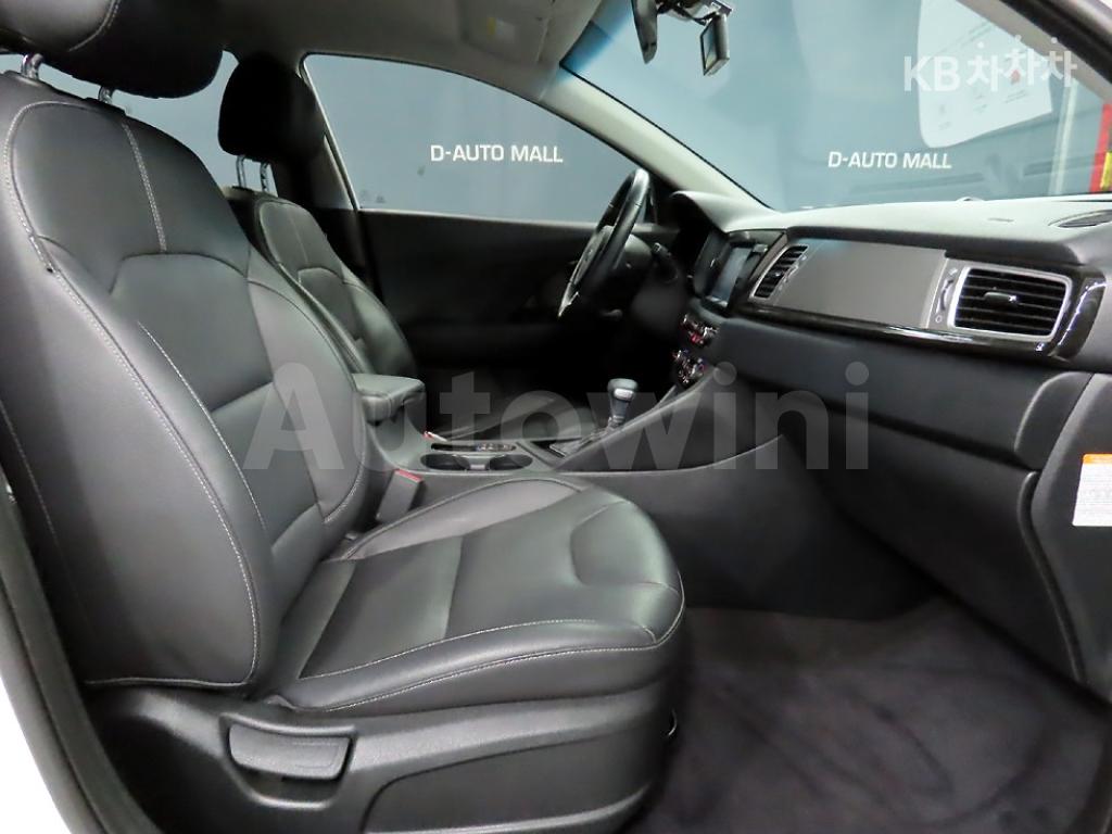 2018 KIA NIRO 1.6 PRESTIGE - 14