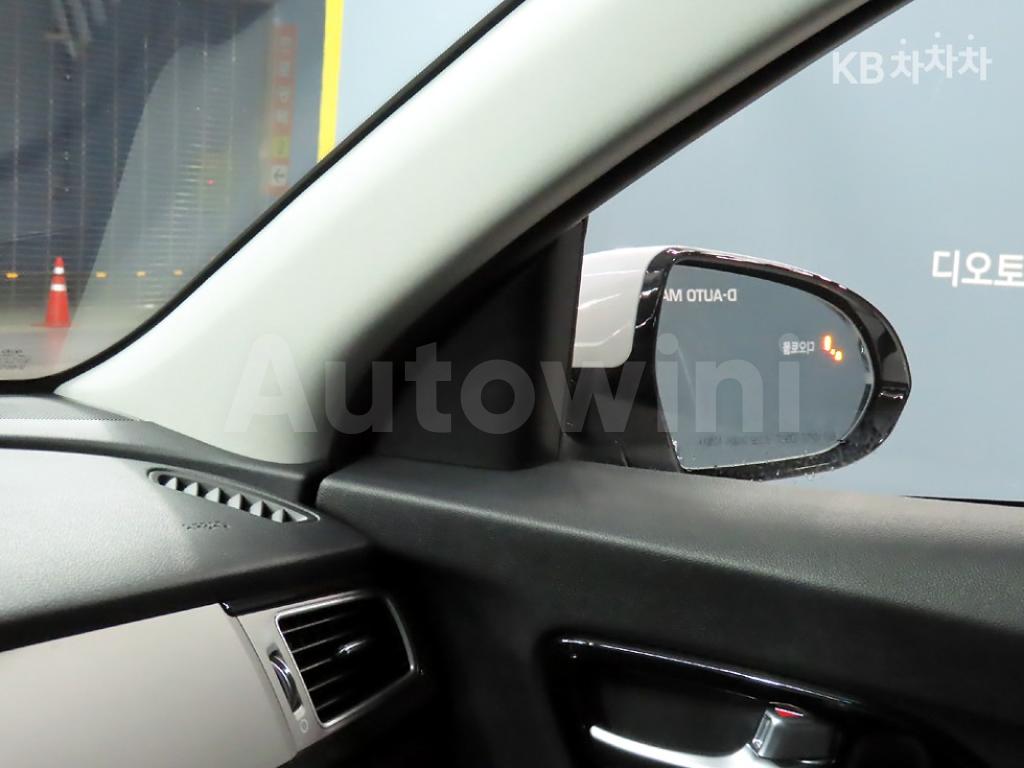2018 KIA NIRO 1.6 PRESTIGE - 16