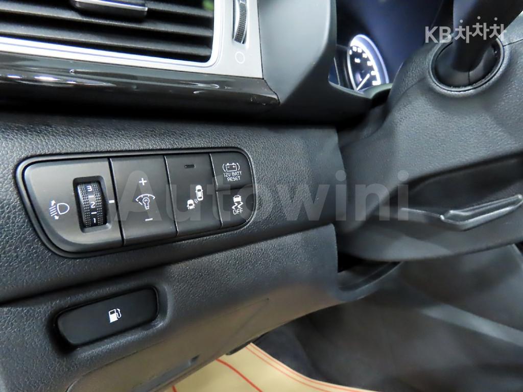 2018 KIA NIRO 1.6 PRESTIGE - 18