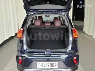 2020 KIA  NIRO 1.6 HEV NOBLESSE SPECIAL - 19