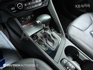 2017 KIA NIRO 1.6 PRESTIGE - 9