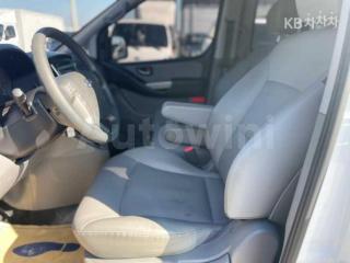 2019 HYUNDAI  GRAND STAREX WHEEL COVER체어 슬로프 7 SEATS - 7